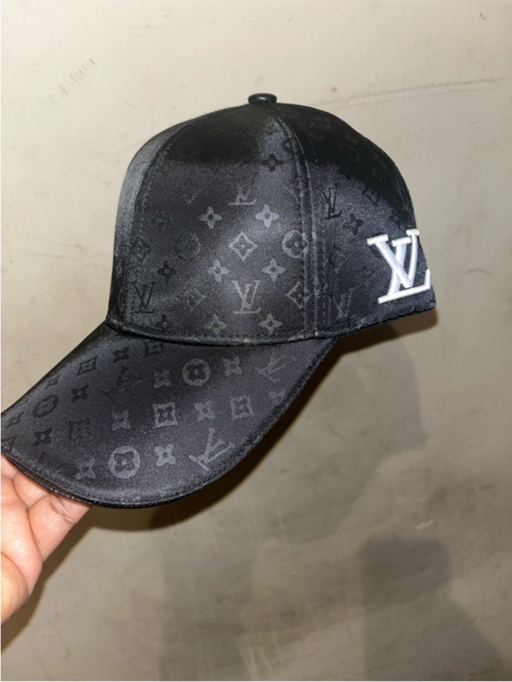 Cute fashion unisex Signature Black Satin Baseball Cap